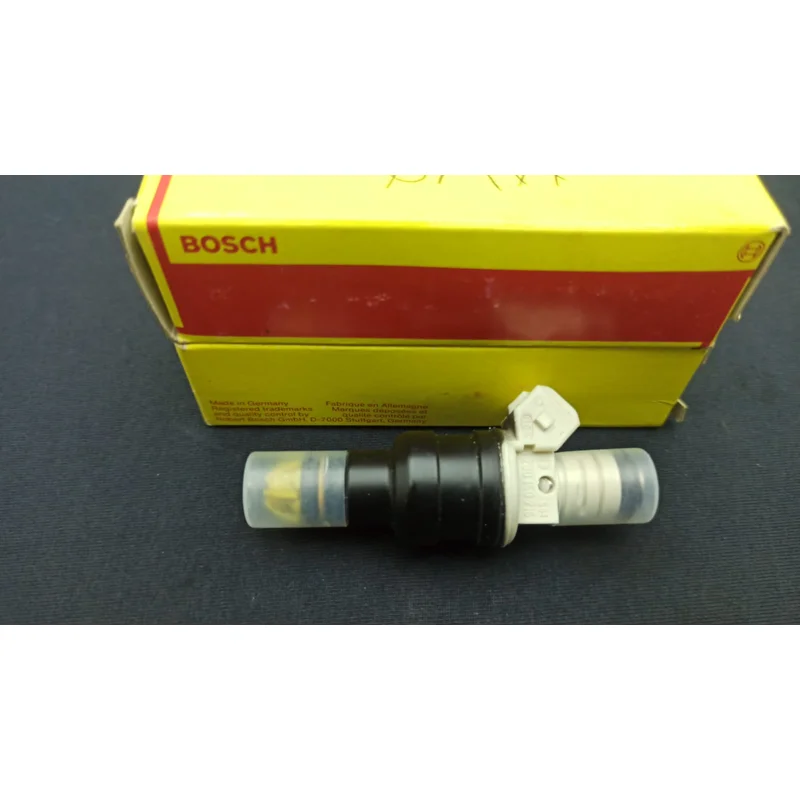 0280150716 - BMW E30 320i 323i. E28 520i. 525e Bosch Benzin Enjektörü