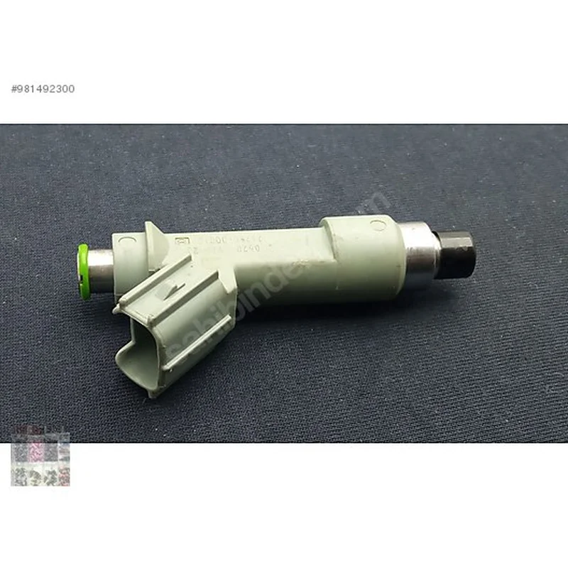 23250-00010 Toyota Yaris Subaru Citroen Sirion Benzin Enjektörü