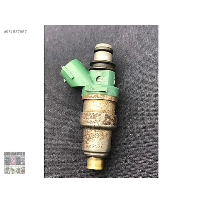 23250-11110 Toyota Corolla 1.3 Benzin Enjektörü