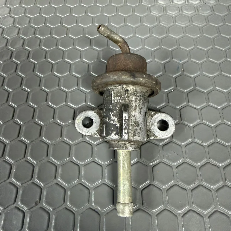 BENZİN BASINÇ REGÜLATÖRÜ HONDA CIVIC 99-01