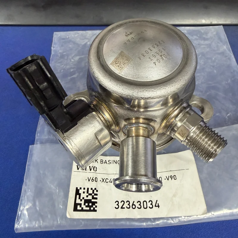 32363034 YÜKSEK BASINÇ POMPASI VOLVO V60 XC40 XC60 XC90 S60 S90 V90 için